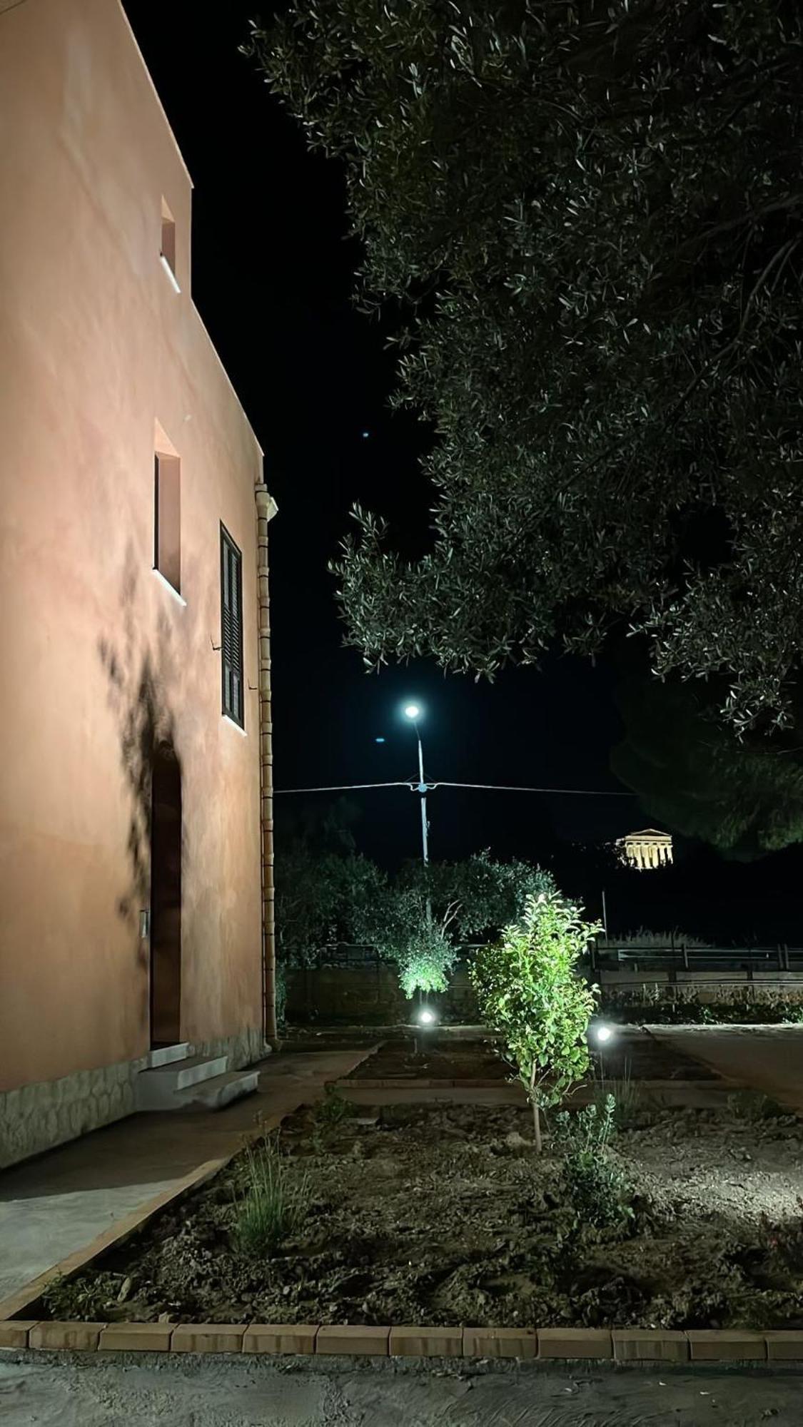 Il Giardino Del Tempio Bed & Breakfast Agrigento Luaran gambar
